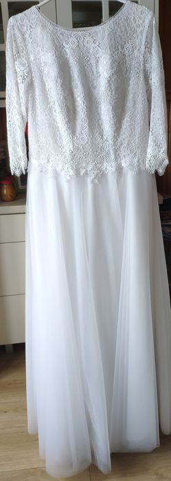 Suknia ślubna 44r. Ręcznie szyta nie klejona.