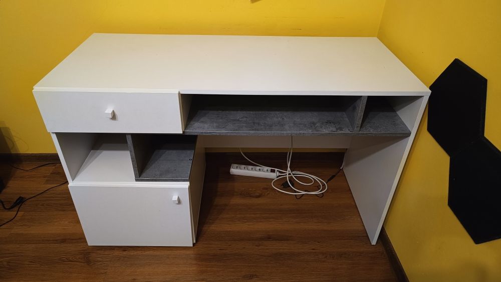 Biurko dziecięce Sigma