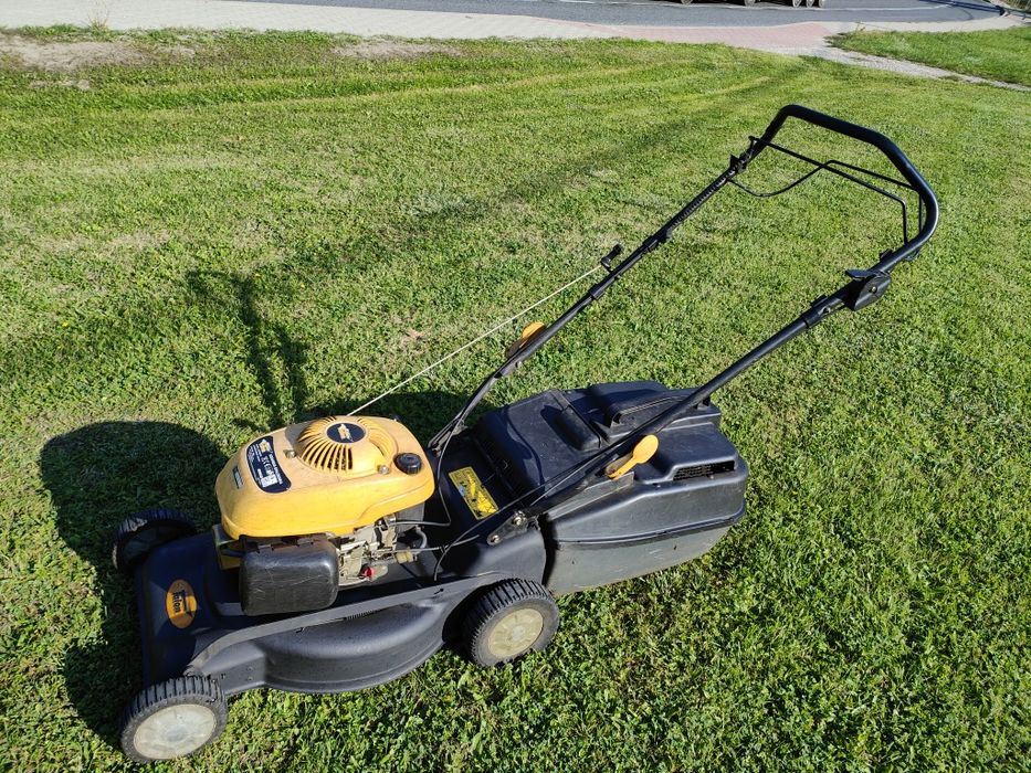 Kosiarka spalinowa z napędem