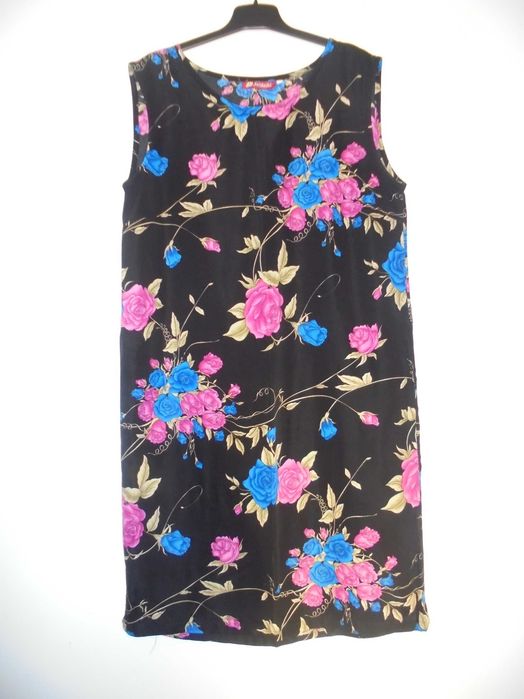 vestido de senhora com flores