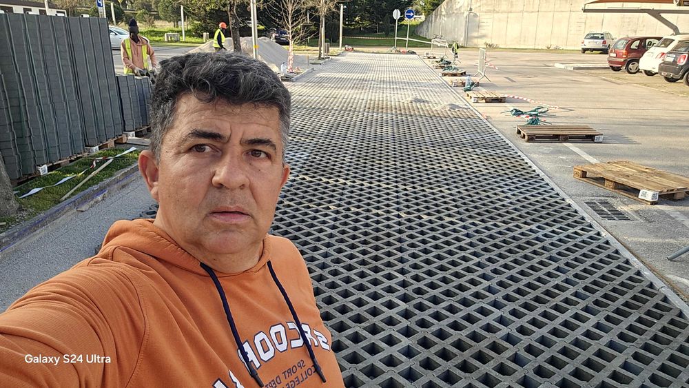 Pavê calçada lancil lajeta grelha de relvamento