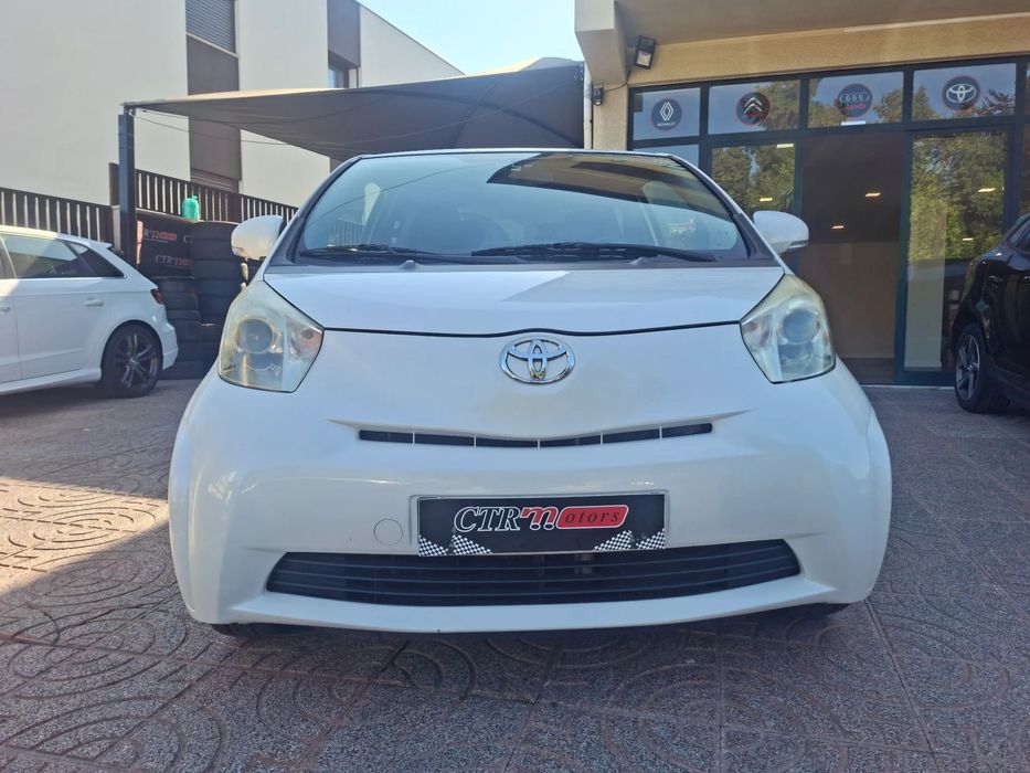 Toyota iQ 1.0 VVT-i 2 MultiDrive