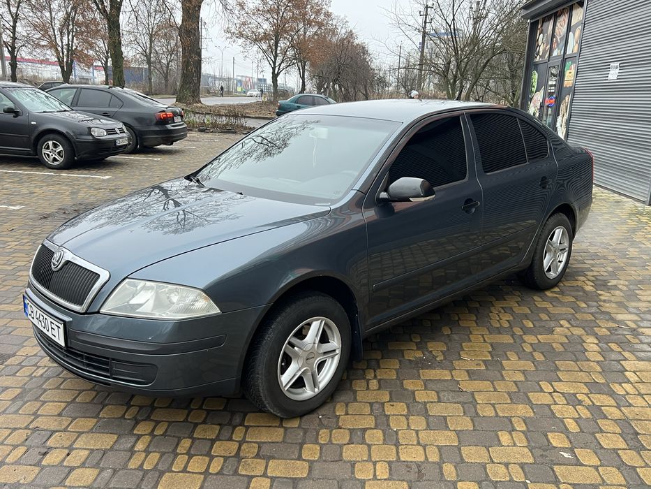 Продам шкода А5 -1.6 мпі