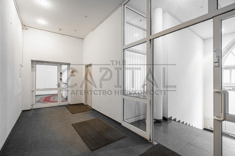 Продаж комерційного приміщення, вул. Є. Чикаленка, Шевченківський р-н