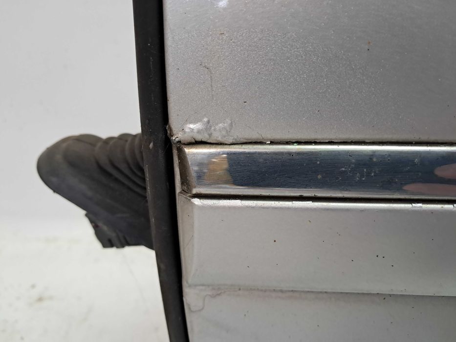 AUDI A8 D3 LIFT drzwi lewe przednie lewy przód LY7W