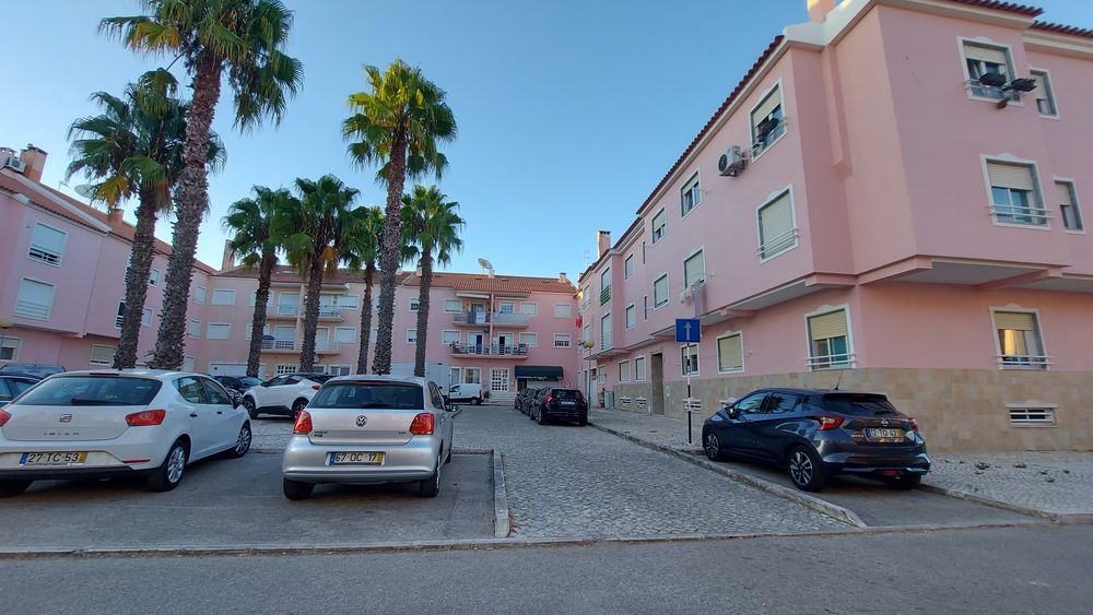 Garagem Box 20 m² c/ Quadro elétrico | Charneca de Caparica