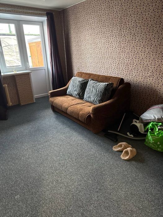 Сдам 2-комнатную квартиру в центре, ул. Криворожская