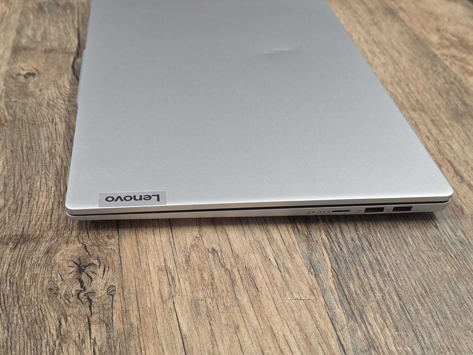 Laptop Lenovo IdeaPad Slim 5 16IRL8 i7-13620H/16GB/1024GB/WIN11 stan db gwarancja