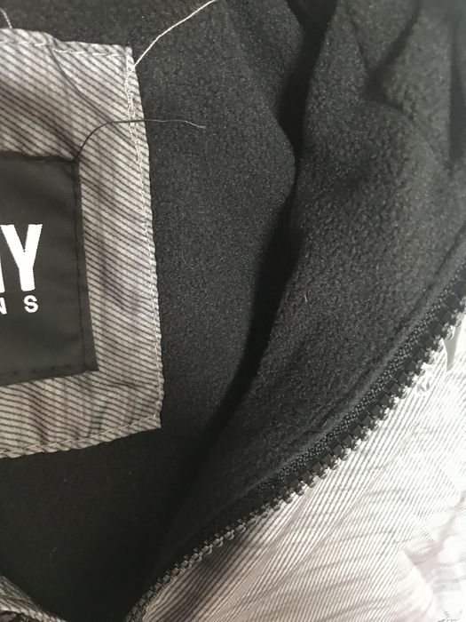 Nowa kurtka DKNY, 5/6 lat