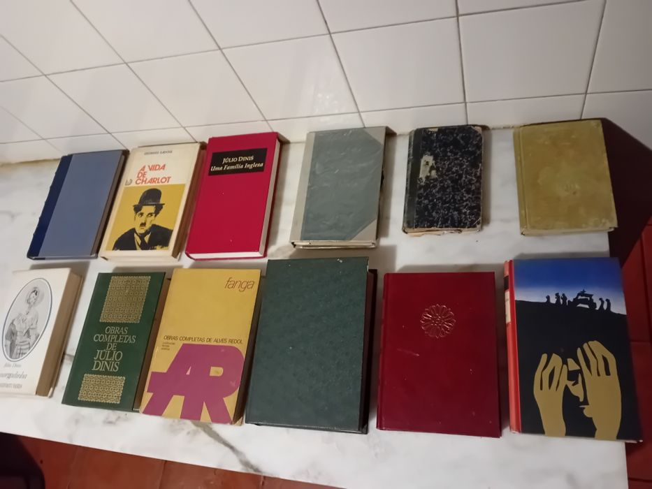 Conjunto de 12 Livros Antigos Capa Dura