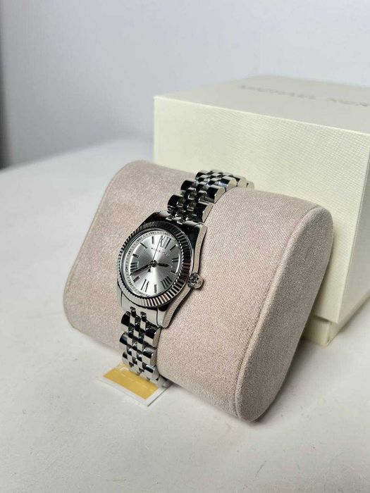 Часы Michael Kors Lexington MK3229
