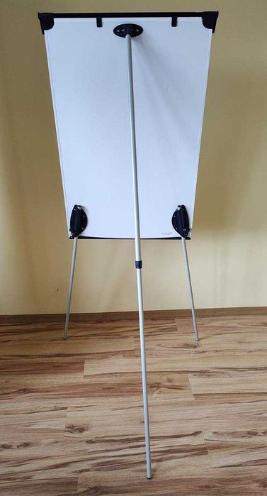 Tablica Flipchart Magnetyczna sucho ścieralna 68x104 cm