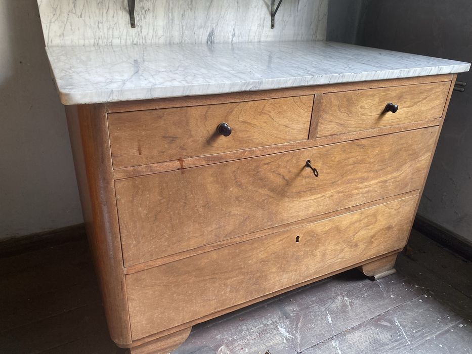 Toaletka    , marmur / ANTYK