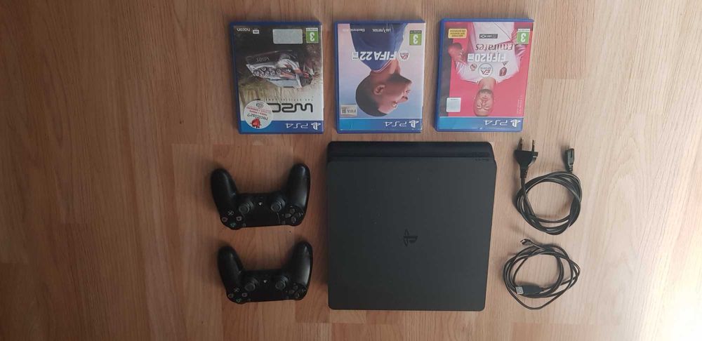 Vendo Ps4 com muitos assecorios, ver fotos