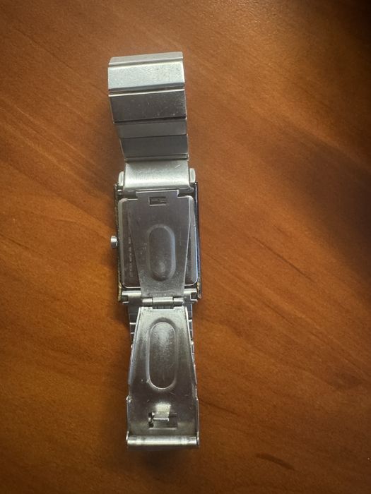 годинник Citizen Eco-Drive Tank