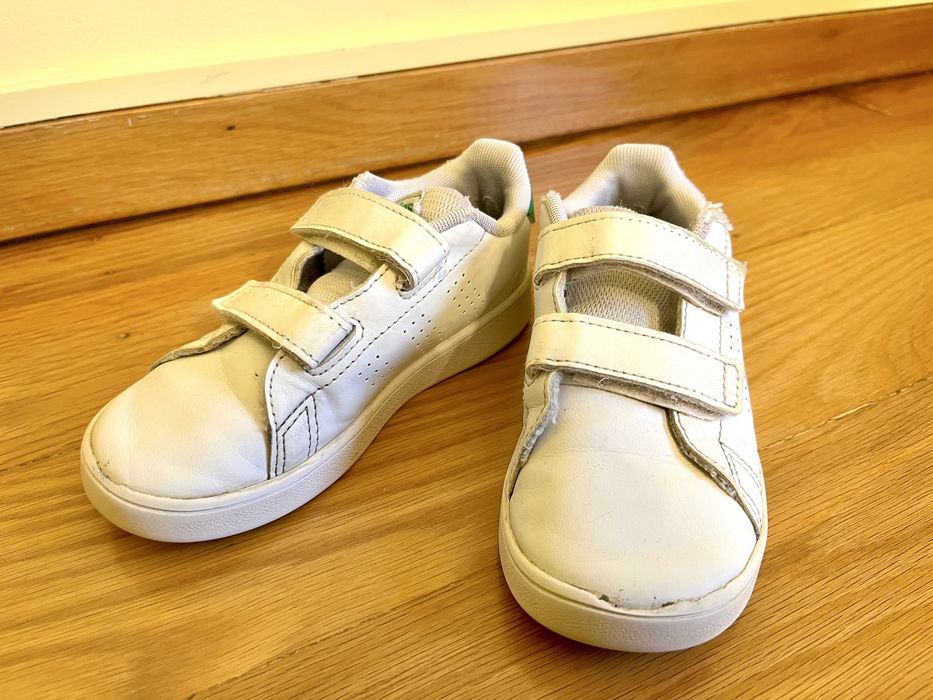 Ténis ADIDAS para criança