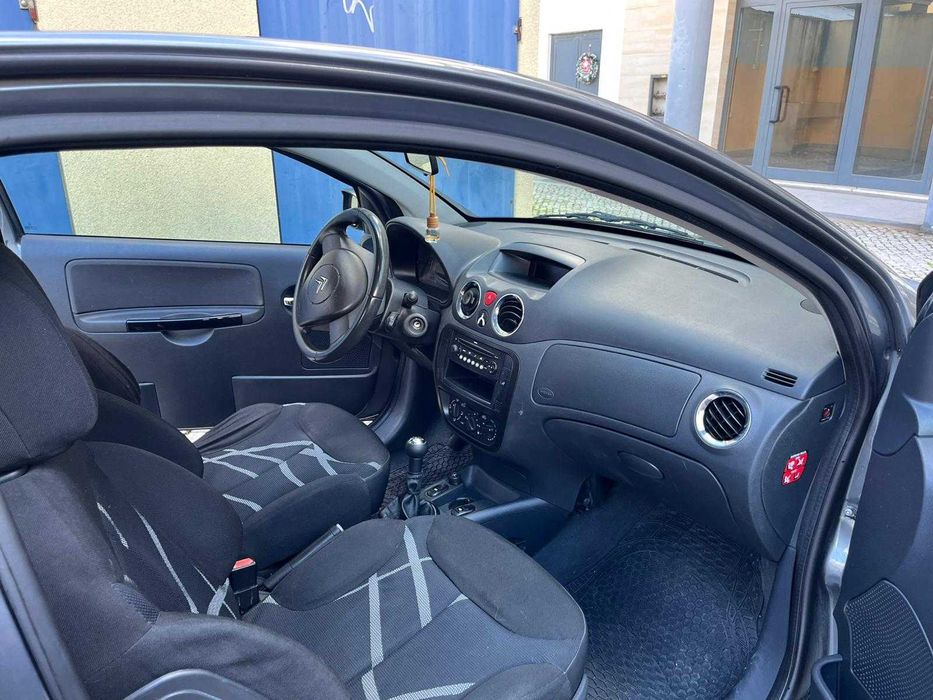 Vende-se Citroen C2 Gasolina, bom estado