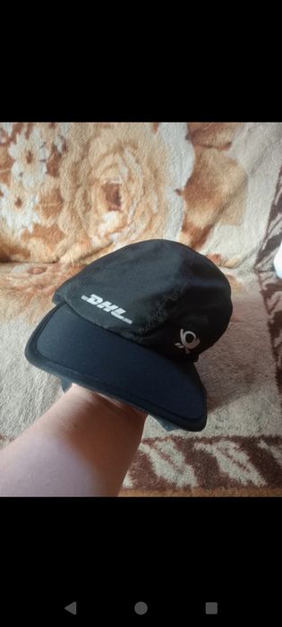 Czapka z daszkiem z ochroną na szyję cooline