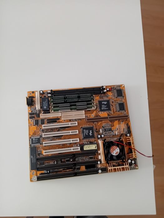 Motherboard Socket 7 retro514610303337779202