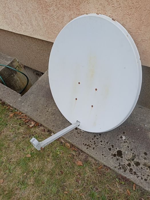 Antena satelitarna 80 cm stan dobry