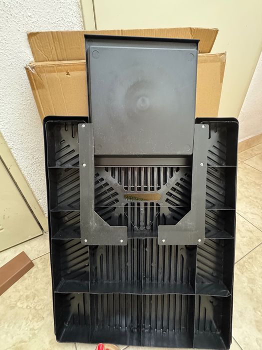 Bandeja sanitária para cão com relva artificial 70x50