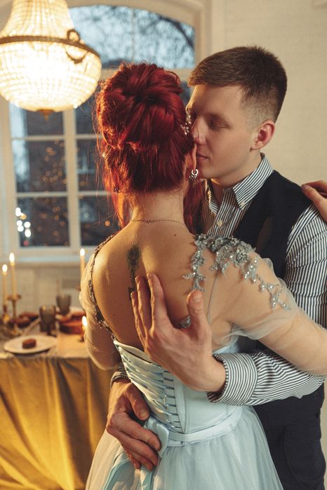 Весільна сукня пишна