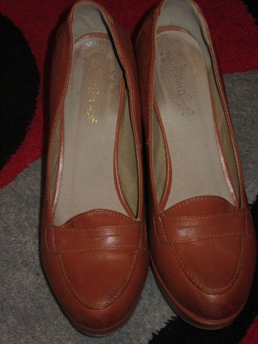 Sprzedam półbuty brązowe rozmiar 41