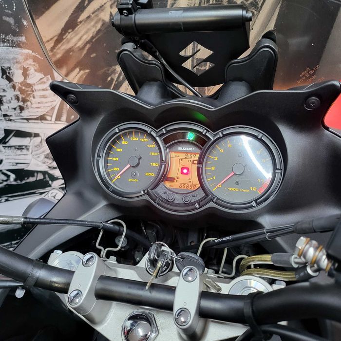 Suzuki DL 650 V- strom
