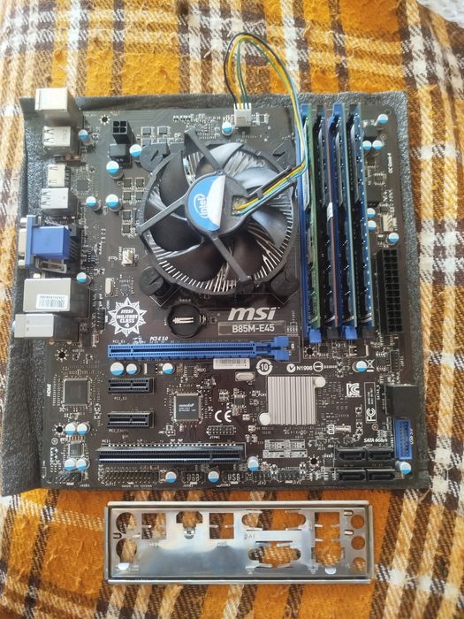 Płyta główna MSI B85M-E45, procesor i5-4590T, 16gb RAM + 2gb RAM + maskownica
