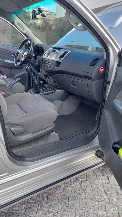 Pick-up Toyota 4x4 Hillux Tracker D4D