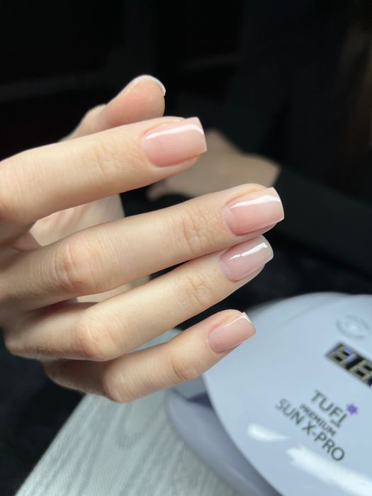 Манікюр .Київ.лівий берег