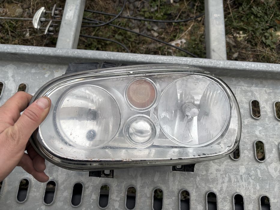 Фари гольф 4 оригінали