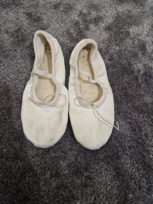 Strój komplet Disney na balet body bolerko buty baletki 5-6 lat