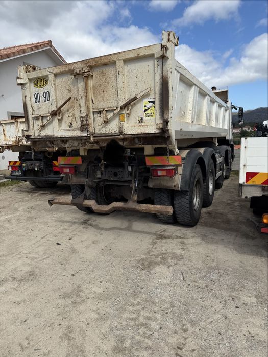 Volvo Fmx 460 8x4 com bascúla