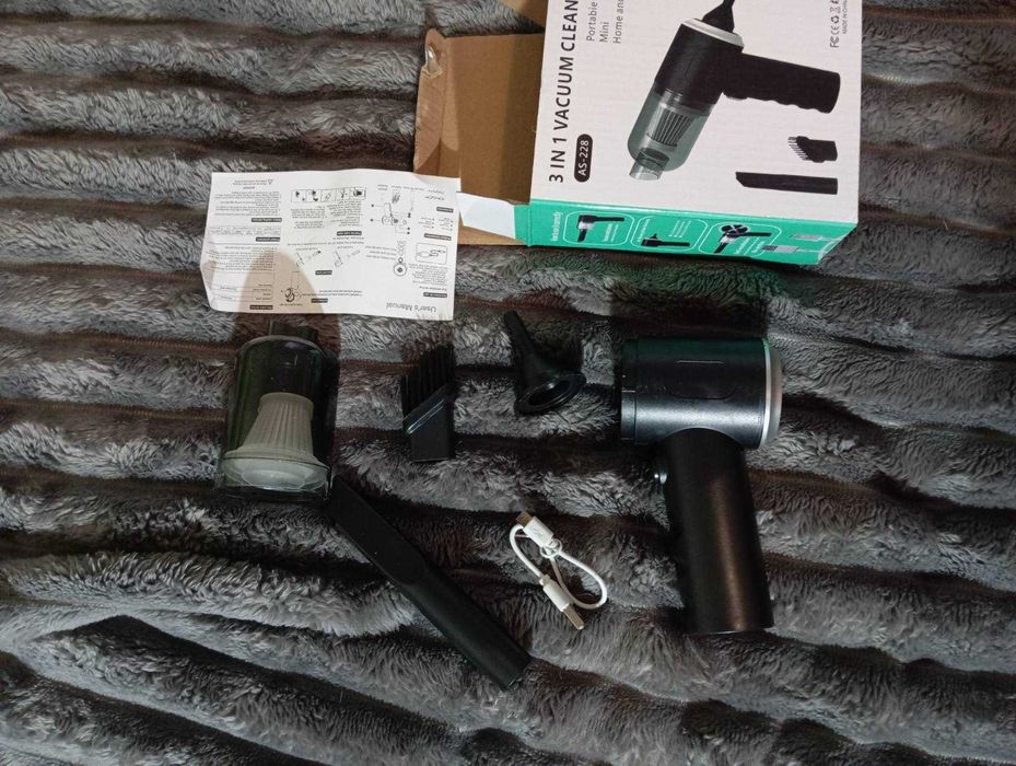 Аккумуляторный вакуумный пылесос для дома и автомобиля