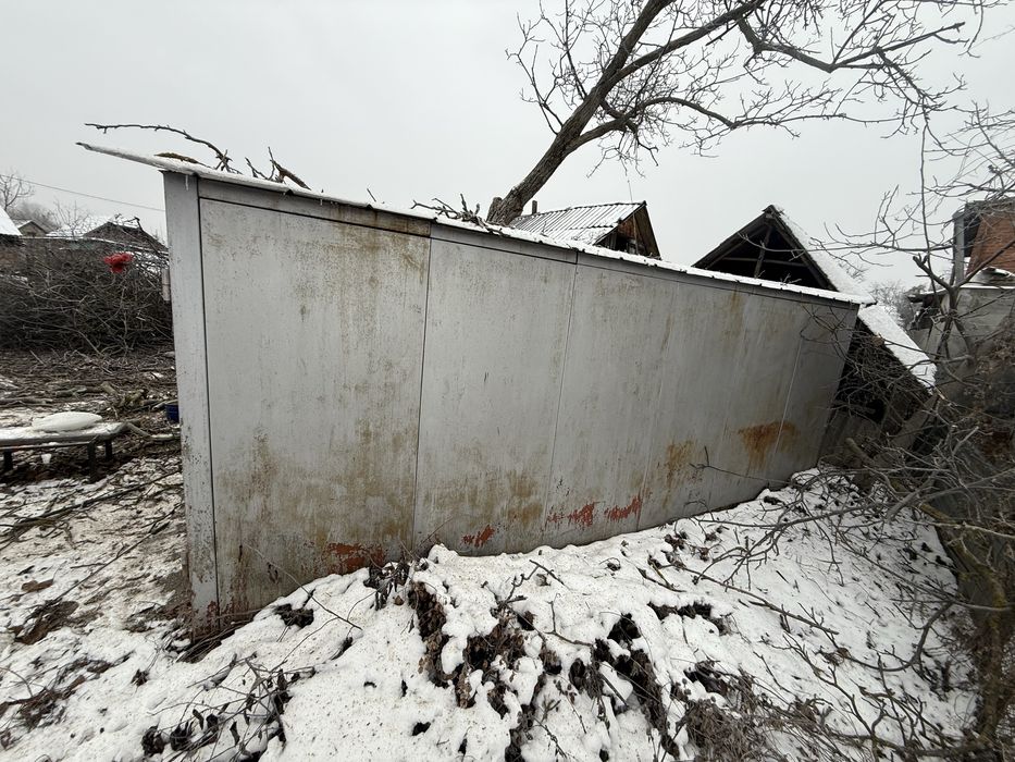 Продам гараж металевий