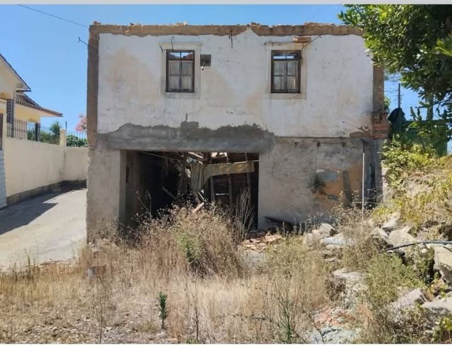 Casa ruínas +terreno
