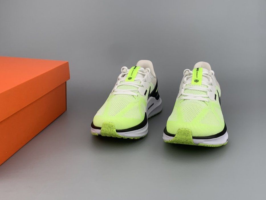 Оригінал Кросівки Nike Air Zoom Structure 25 (27см)