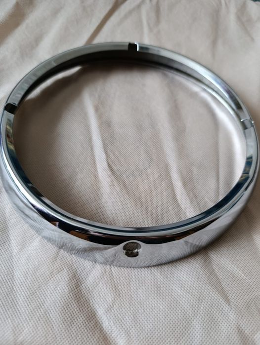 Ободок главной фары на Harley Davidson Electra glide 2016 .