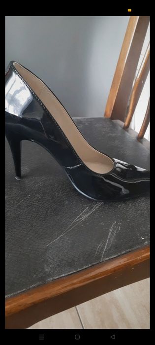 Sprzedam używane szpilki