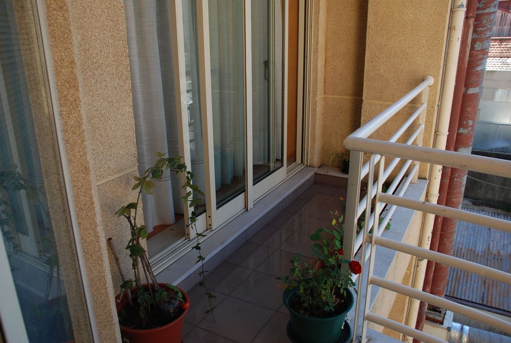 T2 Mobilado, Garagem 2 viaturas e Elevador – Rua de Camões,327  Porto