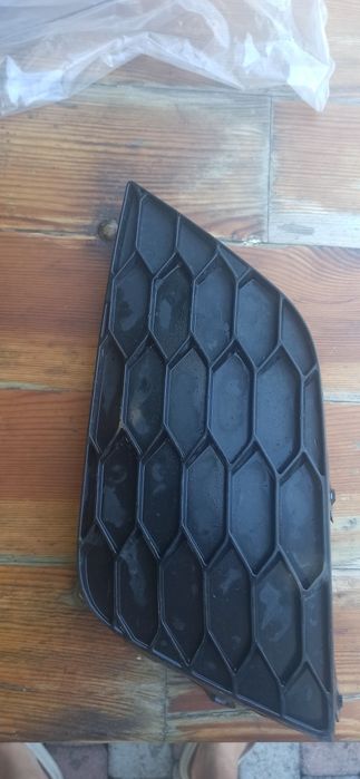 Заглушка переднього бампера Nissan Sentra 16-19 рік