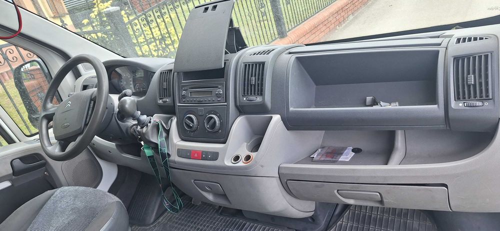 Wypożyczalnia Wynajem Busów Plandeka 8 EP