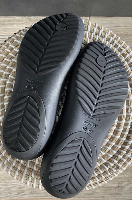 Crocs japonki serena flip czarne W8 38/39