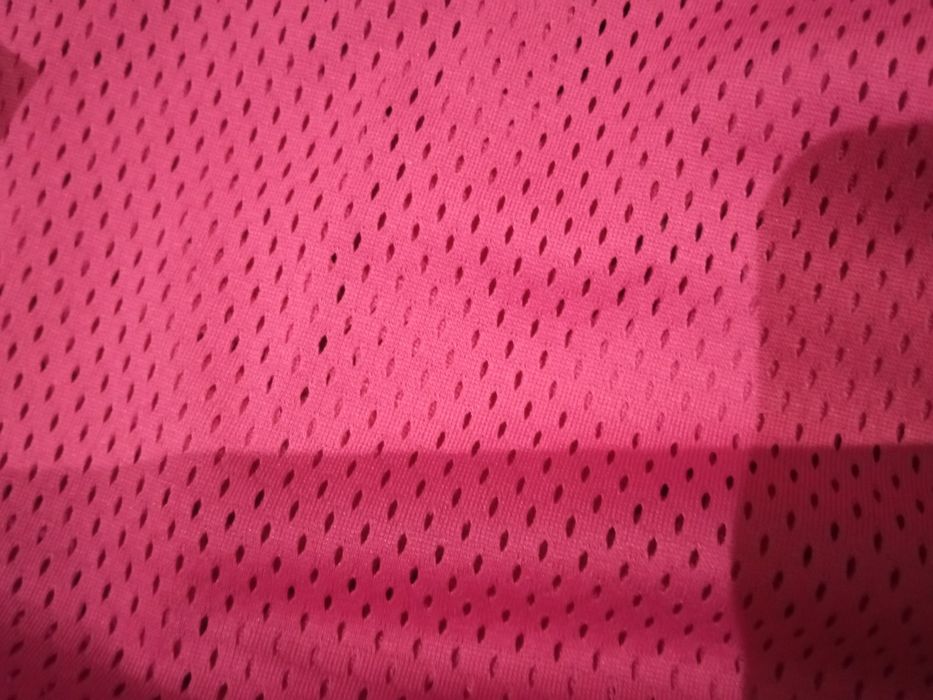 Top desportivo de duas cores