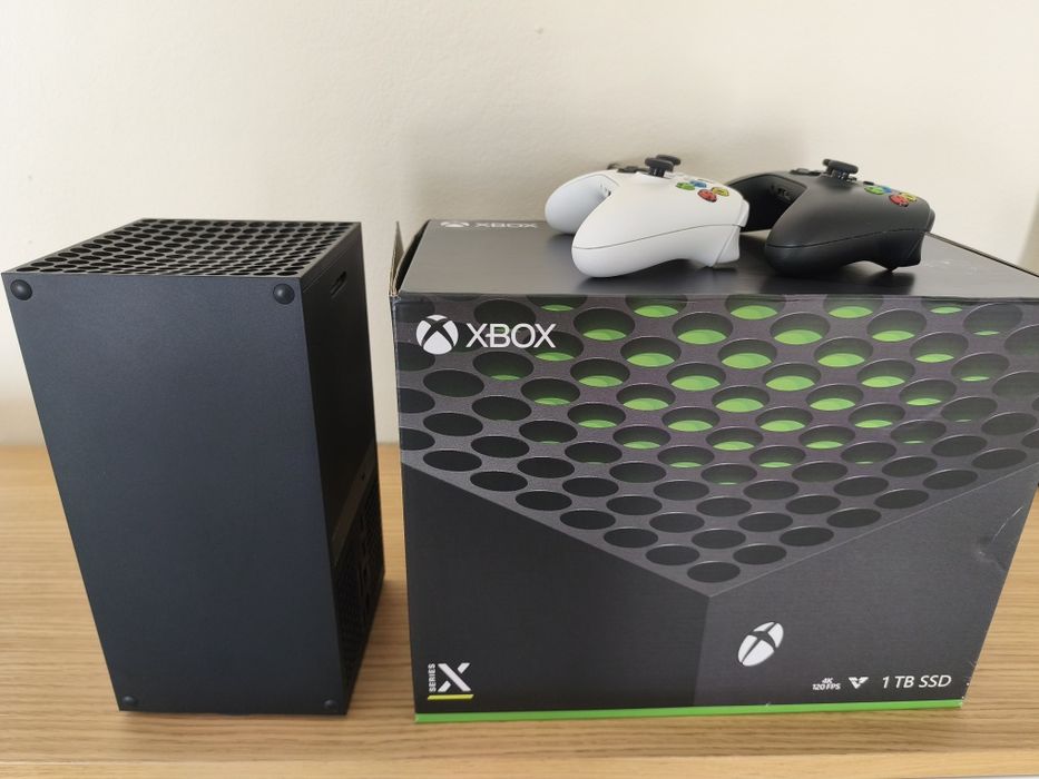 Xbox series X + 2 comandos
