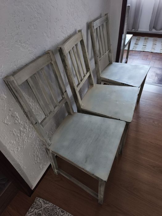 Mesa de refeição com 4 cadeiras