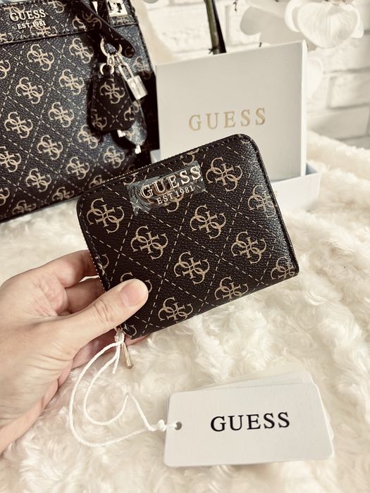 Portfel GUESS brązowy monogram