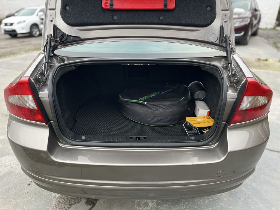 Volvo S80 2010 в ЛІЗИНГ | КРЕДИТ