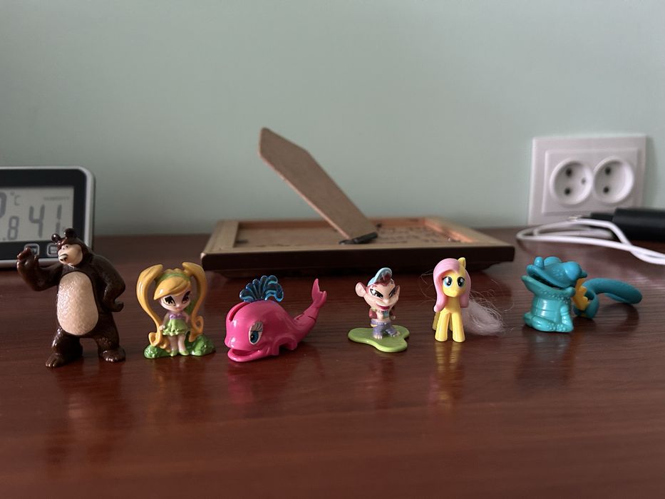 Іграшки, фігурки кіндер kinder 90-х